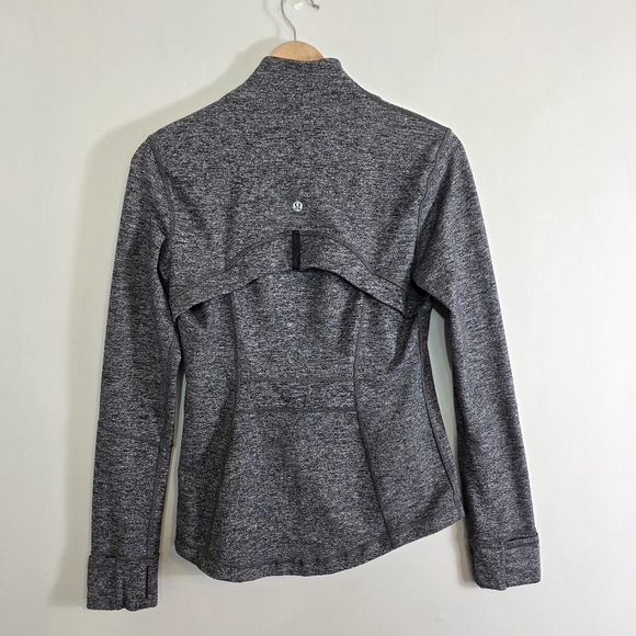 EUC Lululemon Define Work Out Fitness Full Zip Grey Stretch Jacket Size 8 - Picture 10 of 13